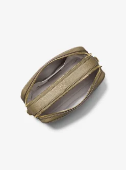 Bolsa a tiracolo para câmara com logótipo exclusivo Bryant média | Michael Kors [PT]
