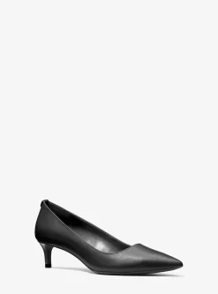 Sapatos pump com salto baixo em pele Alina Flex | Michael Kors [PT]