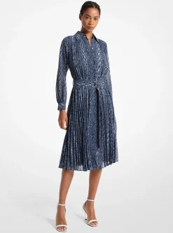 Vestido camiseiro plissado em georgette com estampado de cobra | Michael Kors [PT]