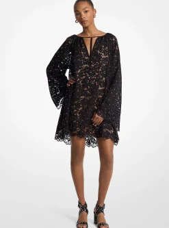 Vestido de decote em V em renda floral entrançada com tachas | Michael Kors [PT]